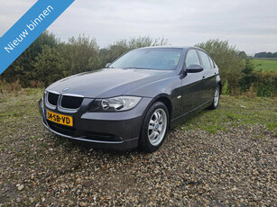 BMW 3-serie 318i Dynamic Executive Nieuwe APK!