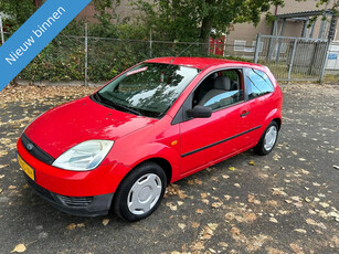 Ford Fiesta 1.25-16V Celebration NETTE AUTO MET LAGE KM STAND KOOPJE HOOR