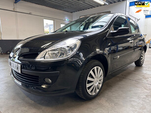 Renault Clio 1.2-16V Authentique AIRCO