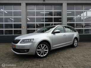 Skoda Octavia Combi 1.8 TSI 180 PK leder , Xenon