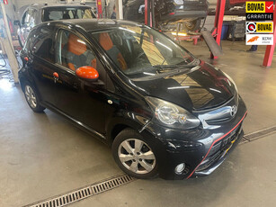 Toyota Aygo 1.0 VVT-i Dynamic Orange