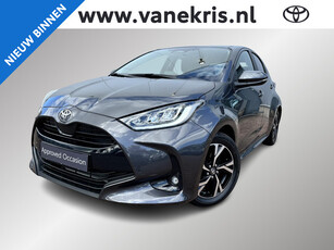 Toyota Yaris 1.5 Hybrid First Edition Limited Stuurverwarming , Apple carplay, Android auto, Lm velgen, Snel leverbaar!