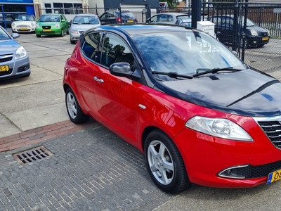 Lancia Ypsilon 0.9 TwinAir Platinum *Airco*