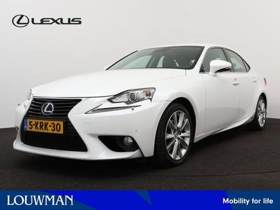 Lexus IS 300h Business Line | Lexus Navigatie | Park Assist | Xenon verlichting |