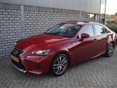 Lexus IS 300h Hybrid Business Line Autom Leder Stoelverw Schuifdak Navi Xenon Camera Adaptieve Cruise Clima 2x PDC LMV ENZ.