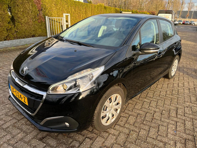 Peugeot 208 1.2 PureT. 82 5-DRS AC NAVI CRUISE NAP