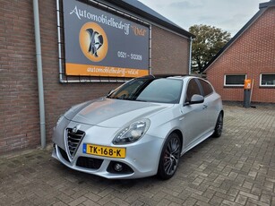 Alfa Romeo Giulietta 1.7 TBi Quadrifoglio Verde Launch