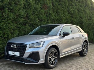 Audi Q2 35 TFSI 2x S-Line CarPlay Camera LED