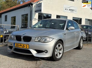 BMW 1-serie 116i Rijd en schakelt maar lees advertentie!