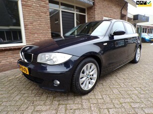 BMW 1-serie 120i High Executive Automaat / Airco