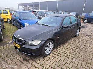 BMW 3-serie 318i