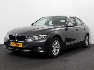 BMW 3-serie 320i Automaat High Executive Navigatie