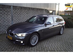 BMW 3-serie Touring 320i Centennial High Executive Luxury