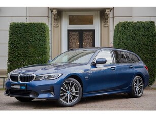 BMW 3-serie Touring 330e High Executive Pano Individual