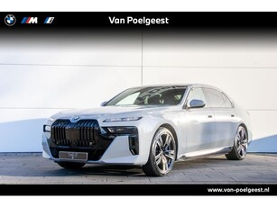 BMW i7 eDrive50 Glazen panoramadak Sky Lounge Bowers