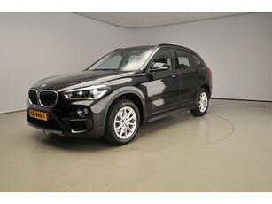 BMW X1 sDrive20i LED Leder HUD Trekhaak