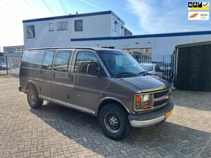 Chevrolet USA Starcraft 6.5 Chevy Van