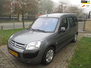 Citroen Berlingo 1.6i Multispace Petit Paradis//2