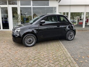 Fiat 500 Icon 42 kWh (bj 2022, automaat)