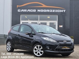 Ford Fiesta 1.25 Champion League uitvoering ECC/AIRCOBLUE