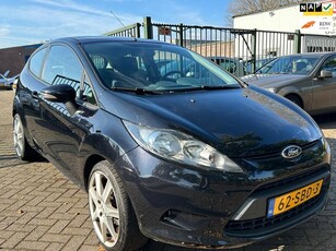 Ford Fiesta 1.25 Limited airco elektrische ramen cv op afs