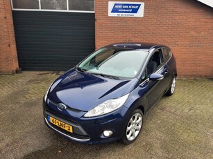 Ford Fiesta 1.25 Titanium 2010 - Cruise, Parkeersensoren