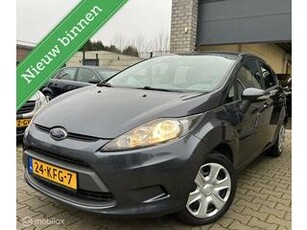 Ford FIESTA 1.25 Titanium / 5DRS / Airco / Origineel NL Auto