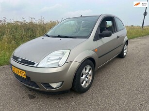 Ford Fiesta 1.4-16V Ghia AUTOMAAT! staat klaar met nieuwe