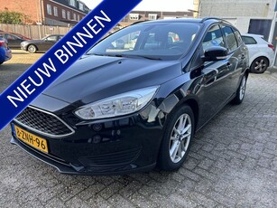 Ford FOCUS Wagon 1.0 Trend Edition navi airco/ecc keurige