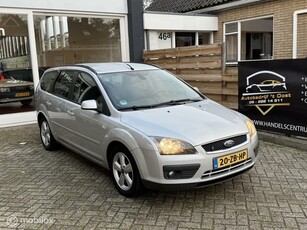 Ford Focus Wagon 1.8-16V Trend Flexifuel LANGE APK AIRCO