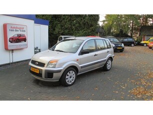 Ford Fusion 1.4-16V Champion