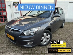 Hyundai i30 1.6i Blue Dynamic NIEUW APK AIRCO LUXE