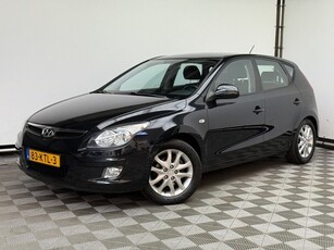 Hyundai i30 1.6i Dynamic Business ECC Navi LM16