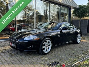 Jaguar XK 4.2 V8 Coupé