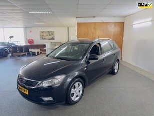 Kia Cee'd Sporty Wagon 1.4 CVVT Navigator Plus Pack