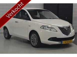 Lancia Ypsilon 0.9 TwinAir Silver Plus // 117.000 km //