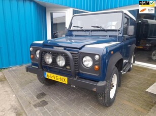 Land Rover Defender 2.5 Td5 90