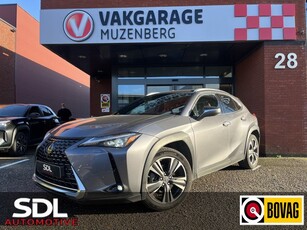 Lexus UX 250h Luxury Line // LEDER+ELEK. STOELEN // HEAD UP