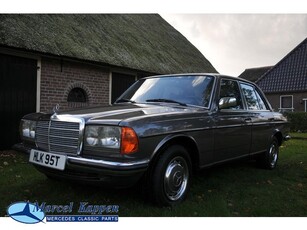 Mercedes-Benz 200-280 (W123) 280 E