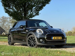 Mini Mini 1.5 Cooper Chili Serious Business / Pano / Leer /