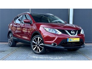 Nissan QASHQAI 1.2 Tekna Trekhaak / Panoramadak /