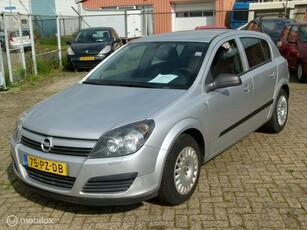 Opel Astra 1.6 APK airco cruisecontrol boekjes 2 sleutels