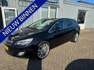 Opel Astra Sports Tourer 1.4 Turbo Sport (bj 2011)