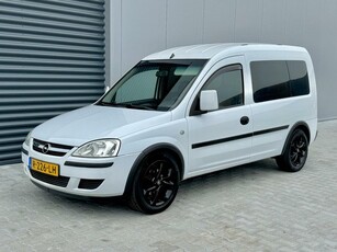 Opel Combo Tour 1.4-16V Selection benzine 5 pers