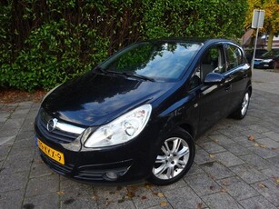 Opel Corsa 1.2-16V Cosmo