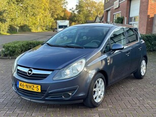 Opel Corsa 1.216V111 Edition (bj 2010)