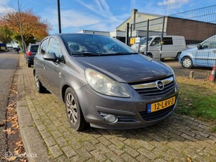 Opel Corsa 1.4-16V '111' Edition