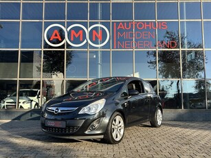 Opel Corsa 1.4-16V Black