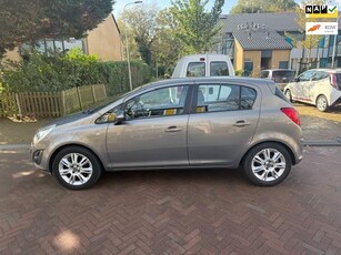 Opel Corsa Airco / Nieuw APK / 5 deurs / Leuke auto