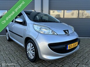 Peugeot 107 1.0-12V XS Automaat Uitvoering Dealer